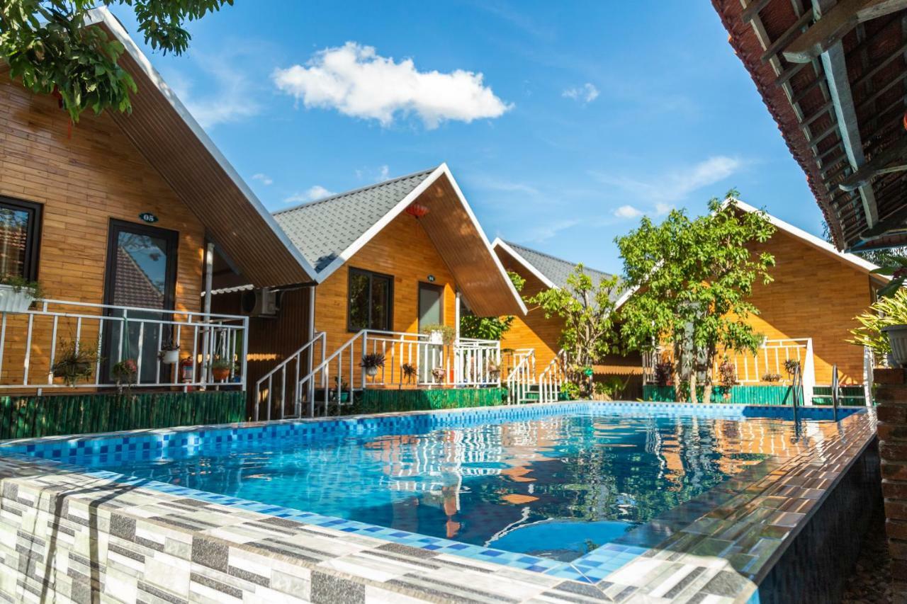 Pomelo Homestay Фонг Нха Екстериор снимка