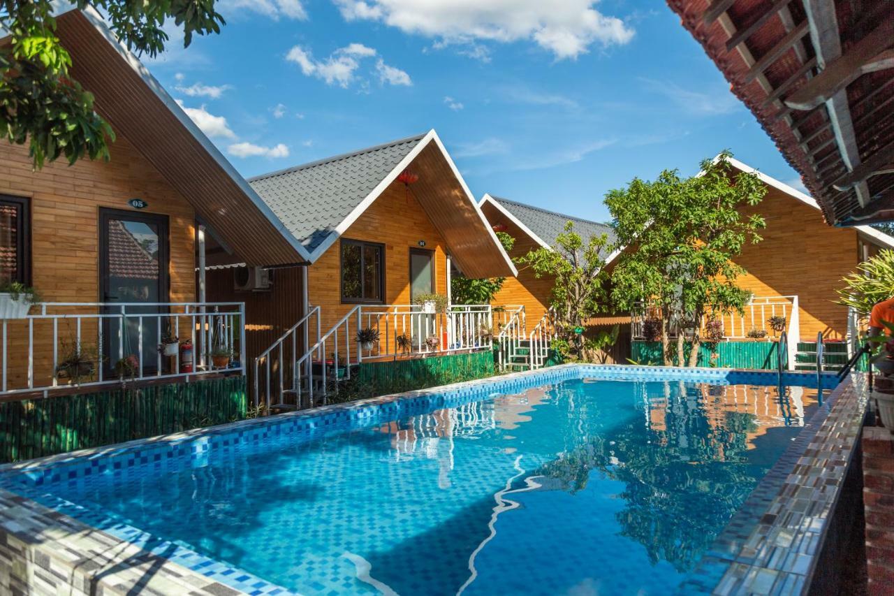 Pomelo Homestay Фонг Нха Екстериор снимка